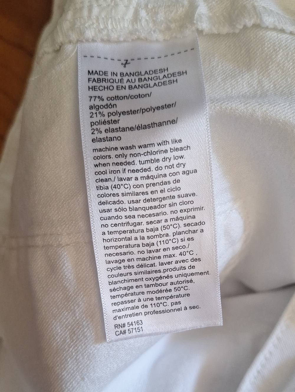 DKNY Womens White Jean Shorts - Picture 4 of 4